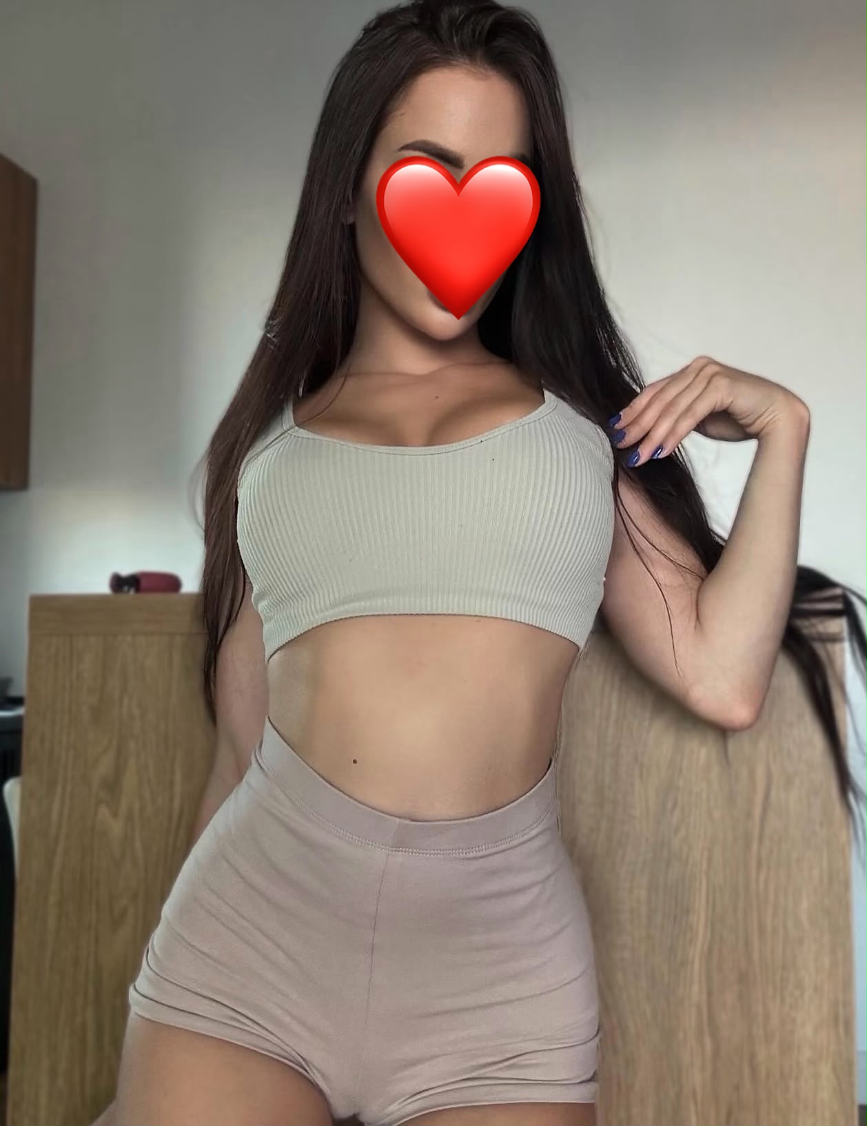 בהוד השרון בחורה פצצה אמיתית