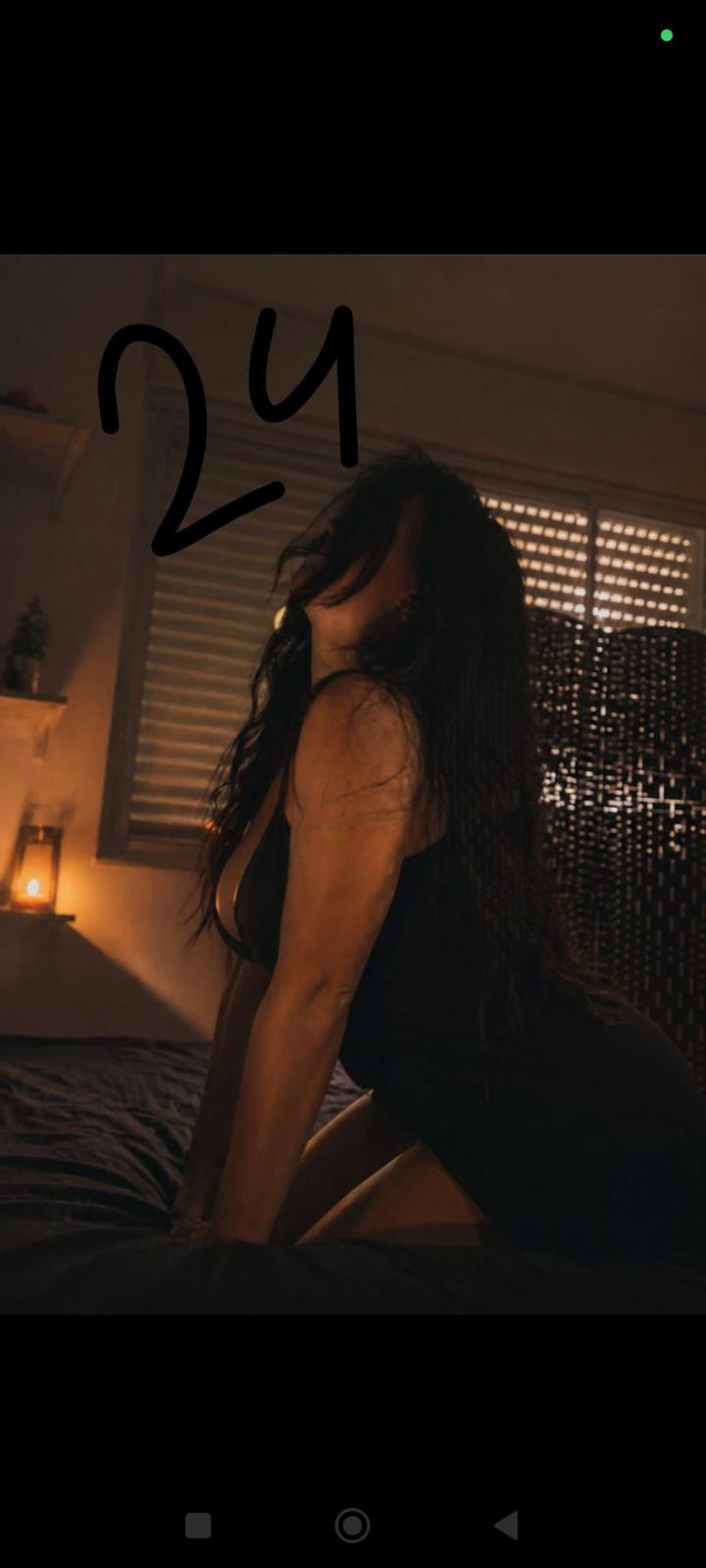 בפתח תקווה מסאזיסטית מקסימה