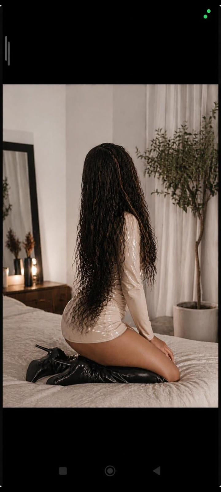 בפתח תקווה מסאזיסטית מקסימה