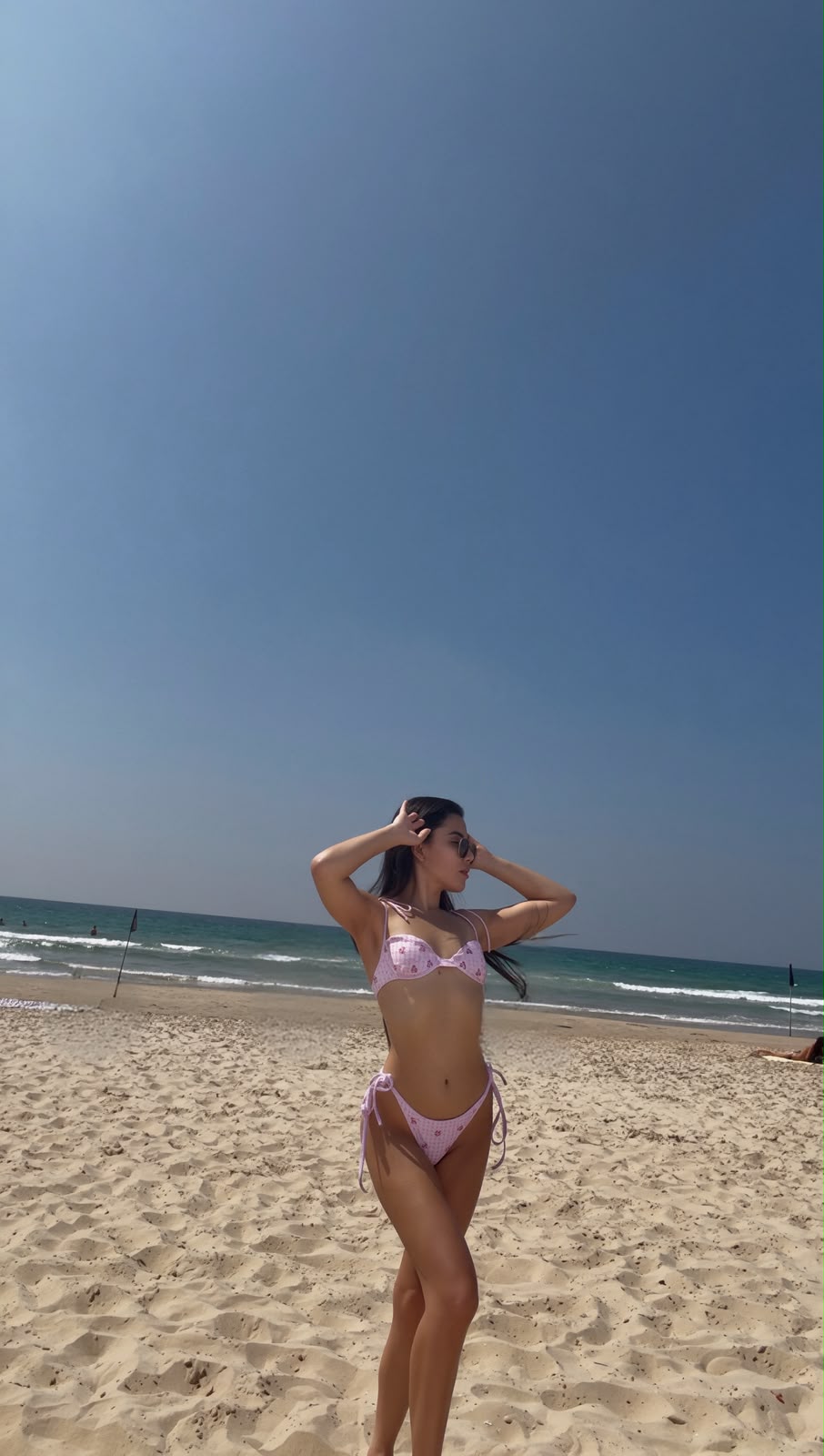 סלנה בת 22 תיירת ברזילאית -בנתניה