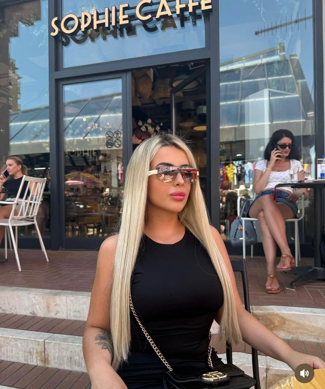 קרוליינה בחורה חמה ומזמינה 23 -בתל אביב